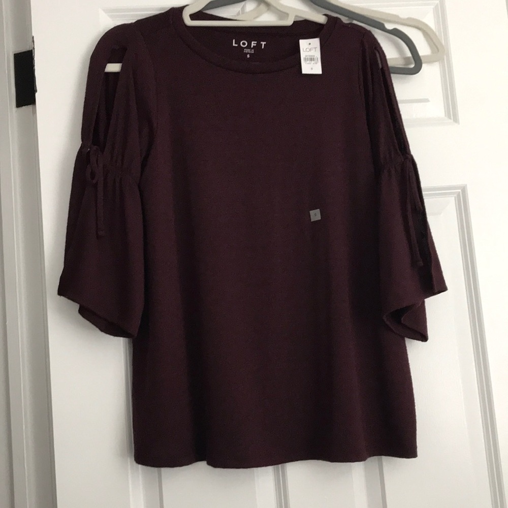 Open side flutter sleeve top